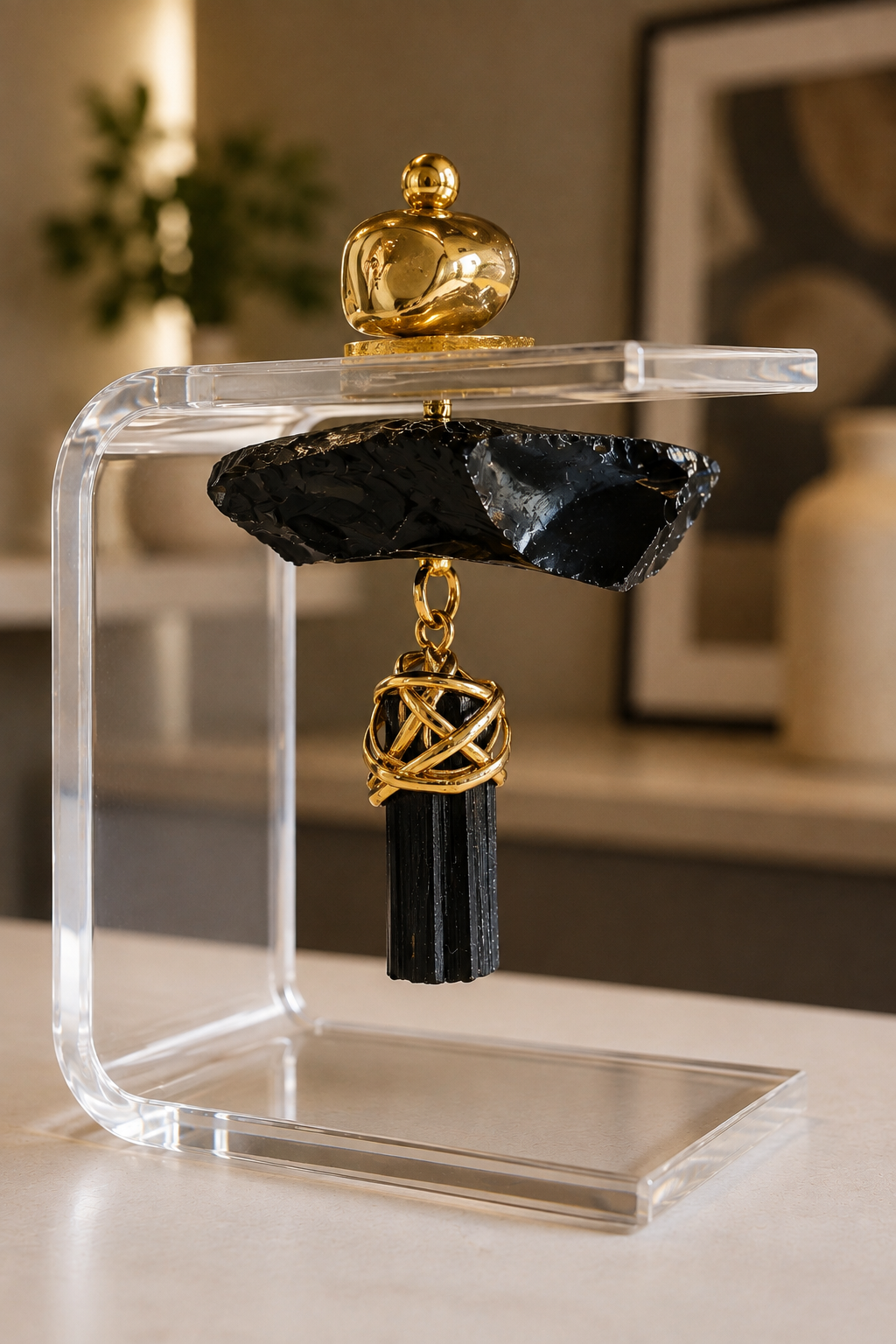 Escultura Decorativa em Obsidiana Natural e Turmalina Negra com Suporte Acrílico