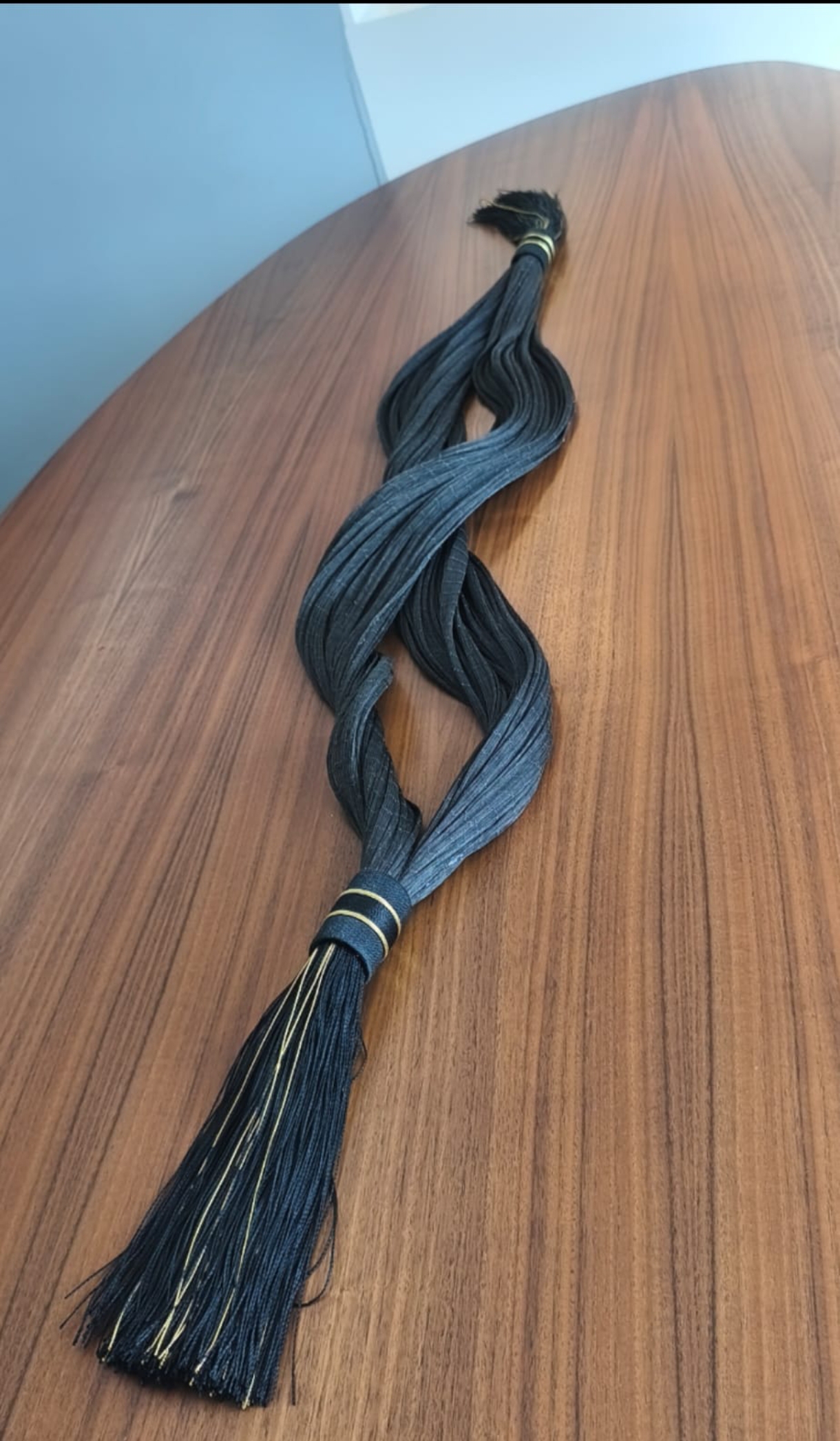Colar Decorativo de Mesa em Macramê Preto | Design Contemporâneo