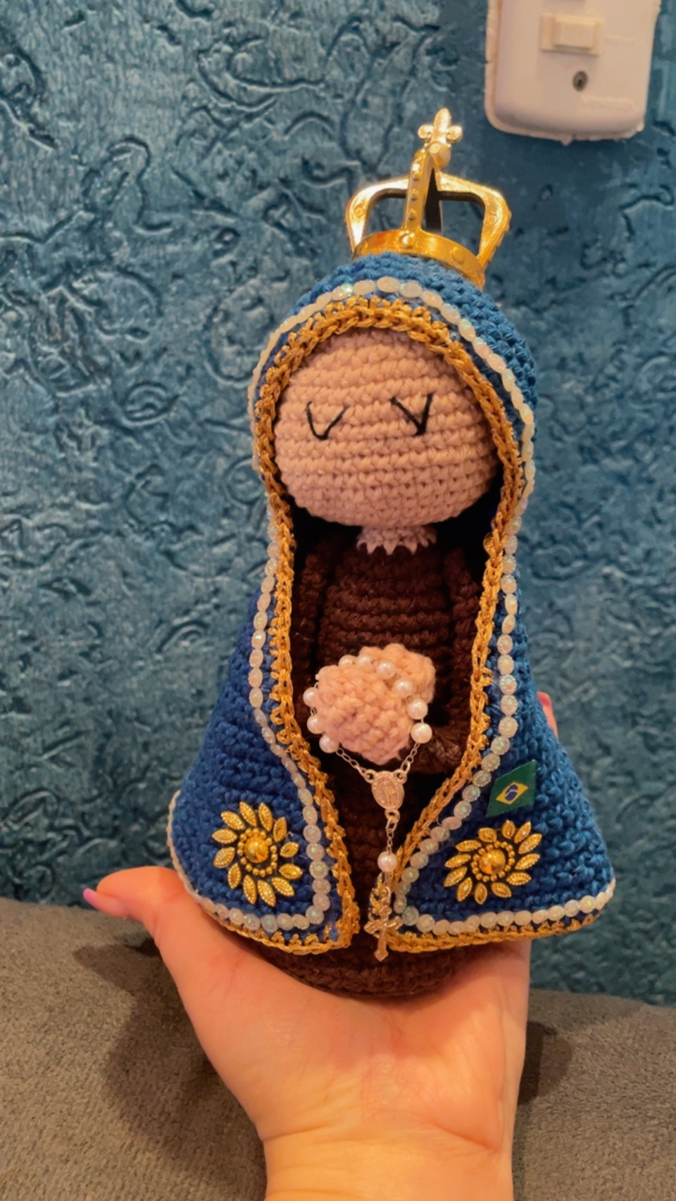 Santinha em Amigurumi