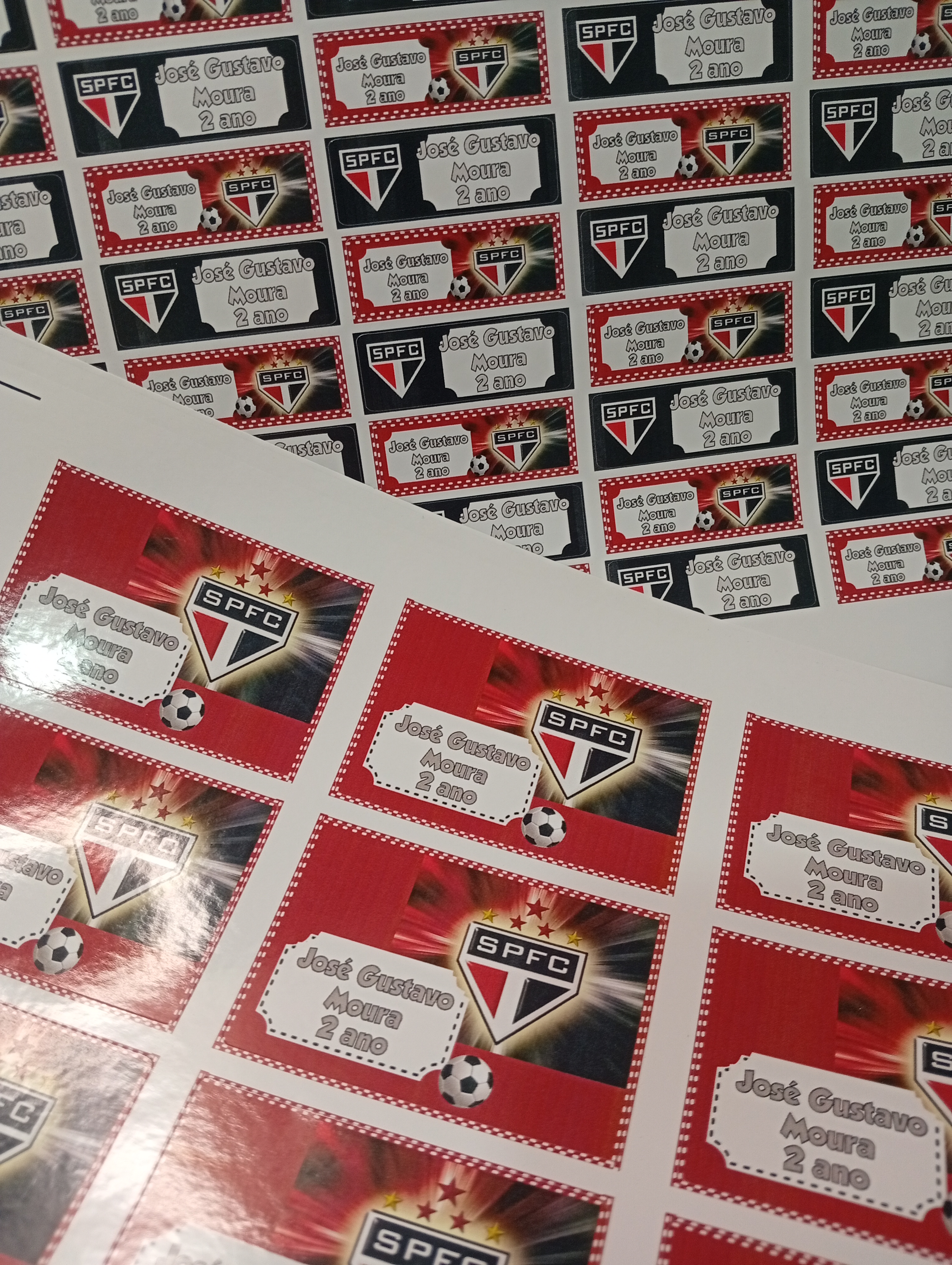 Adesivos e Etiquetas Personalizadas