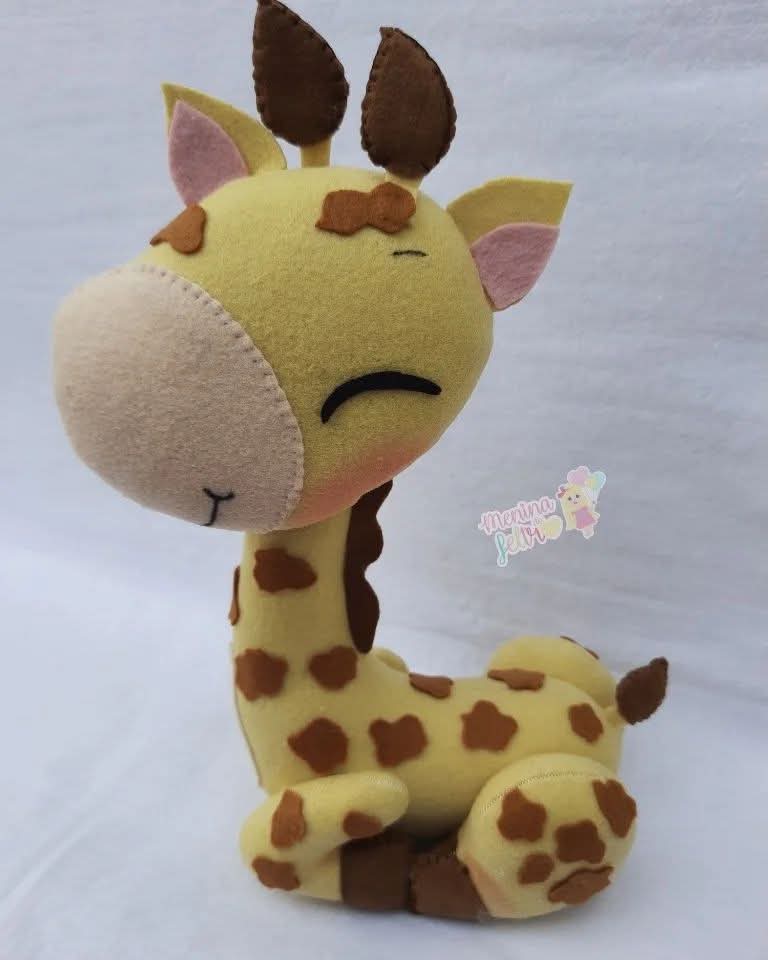 Girafa em feltro