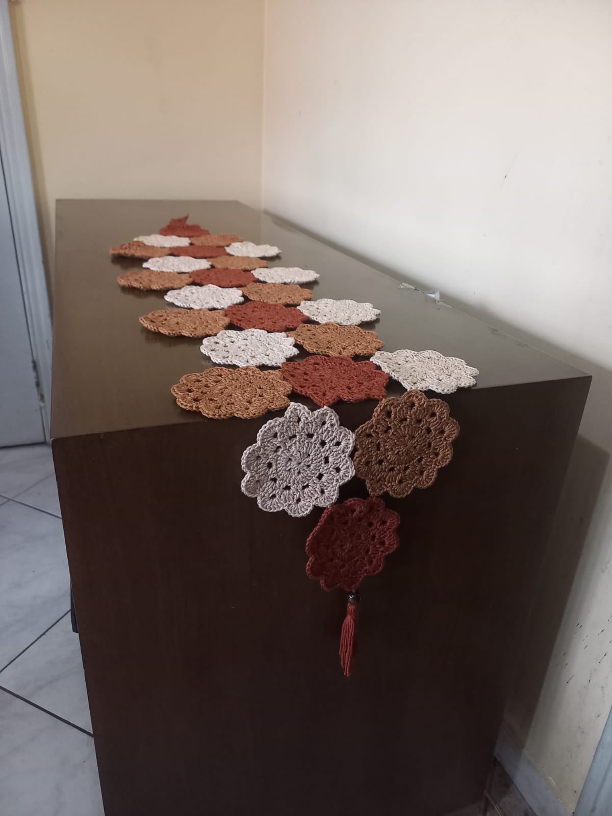 Trilho de mesa de crochê